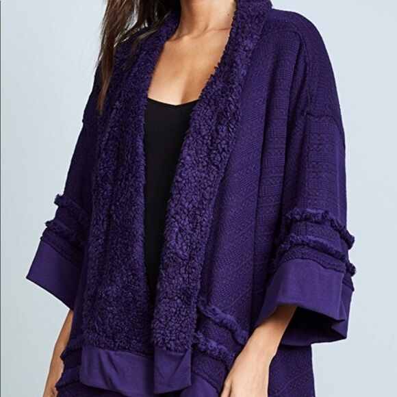 Bloomingdale’s Honeydew Hold Me Tight Reversible Wrap Cardigan Kimono Purple - Picture 2 of 13